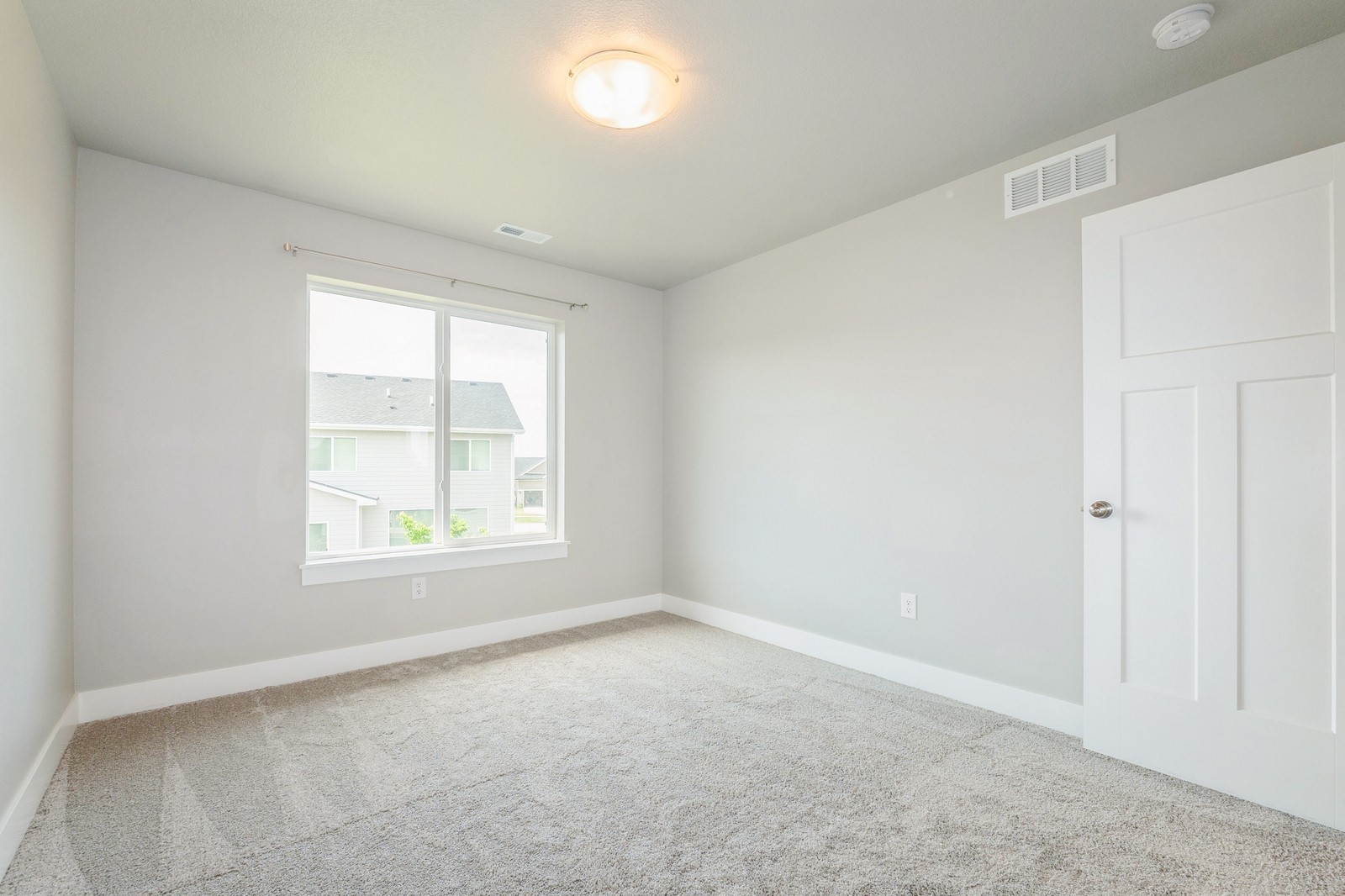 670 SE Drumlin Drive, Waukee, Iowa image 26