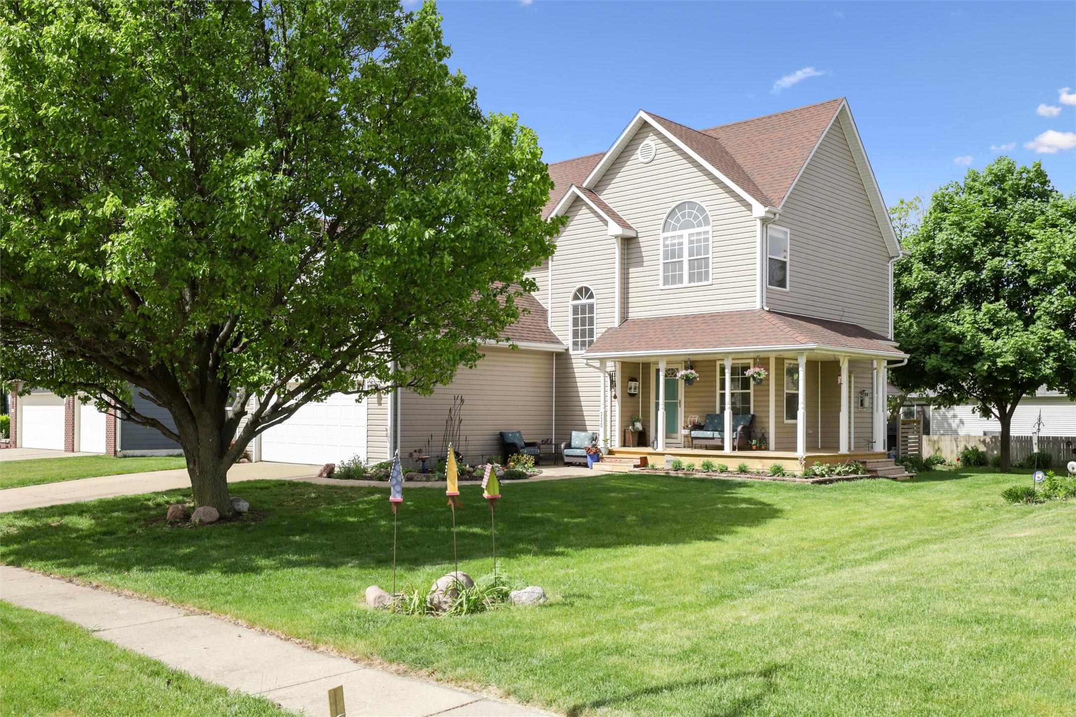 330 NE Whitetail Lane, Waukee, Iowa image 1