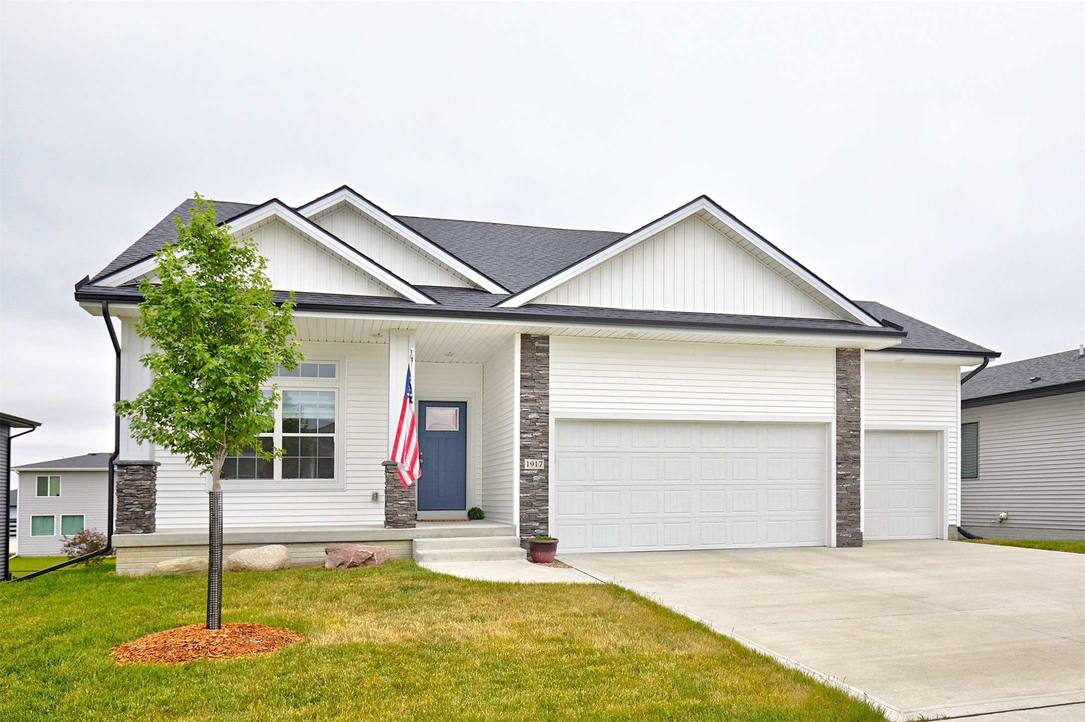 1917 Southbridge Drive, Adel, Iowa image 1