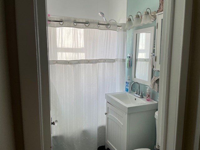 537 W 9th Street, Newton, Iowa image 11