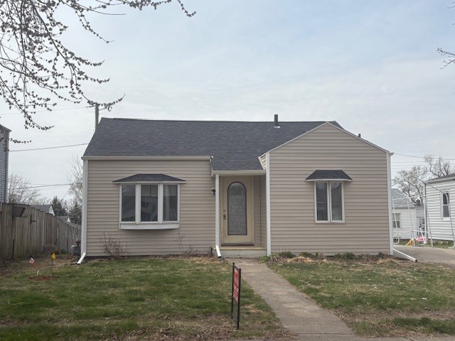 537 W 9th Street, Newton, Iowa image 2