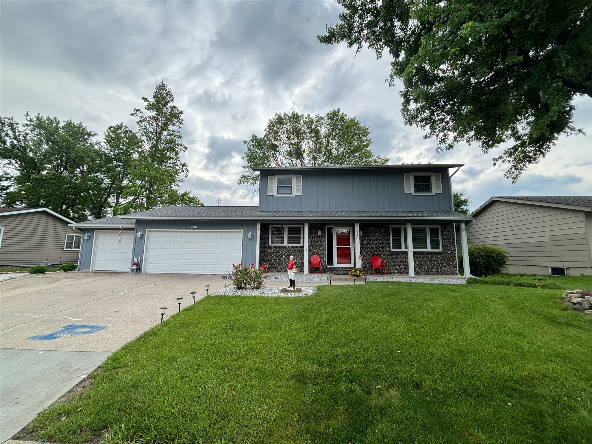 820 Summer Meadows Court, Perry, Iowa image 1