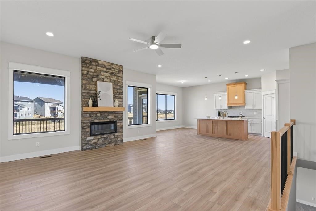 135 NW Alderleaf Drive