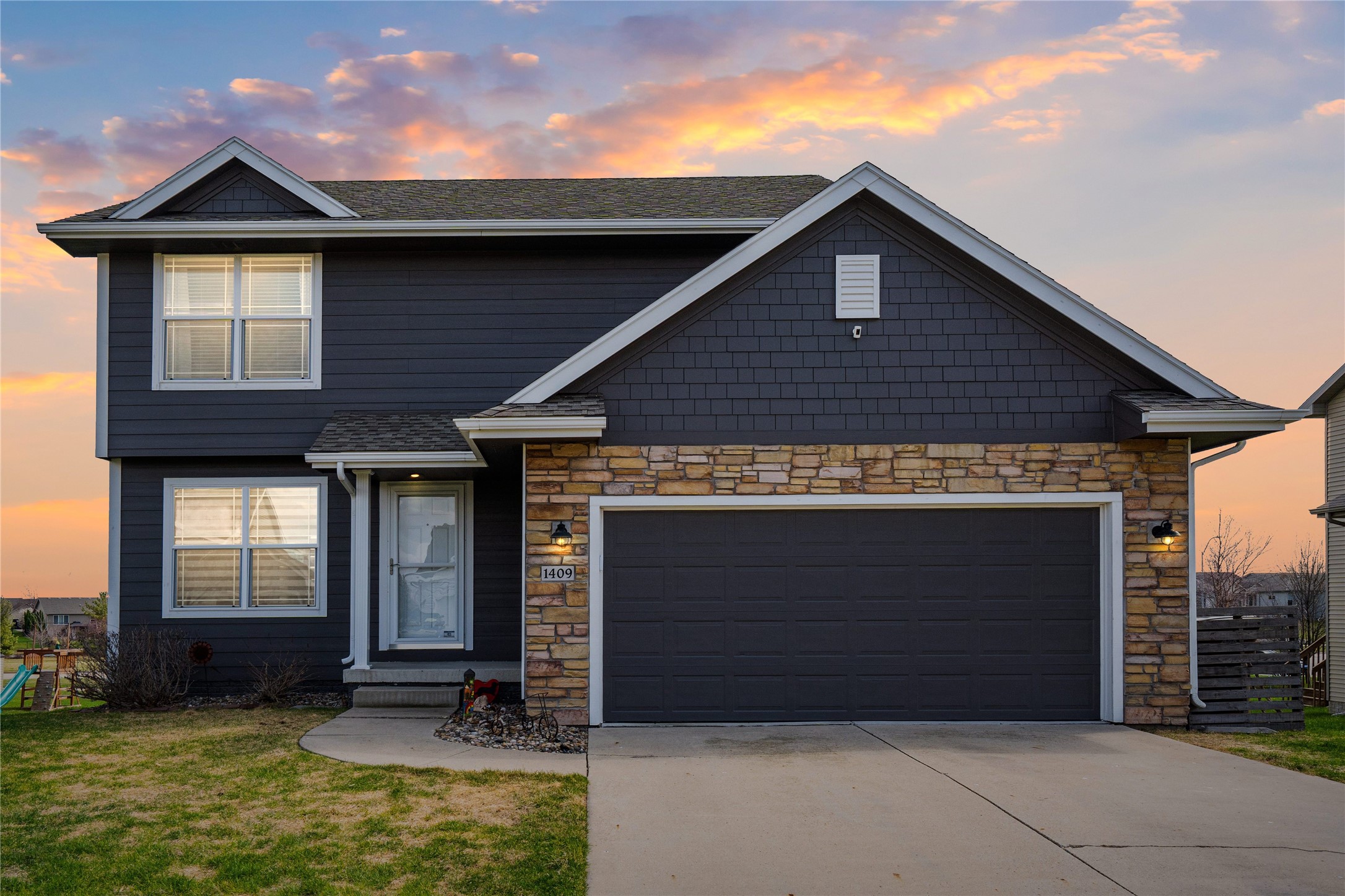 1409 93rd Street, West Des Moines, Iowa image 1
