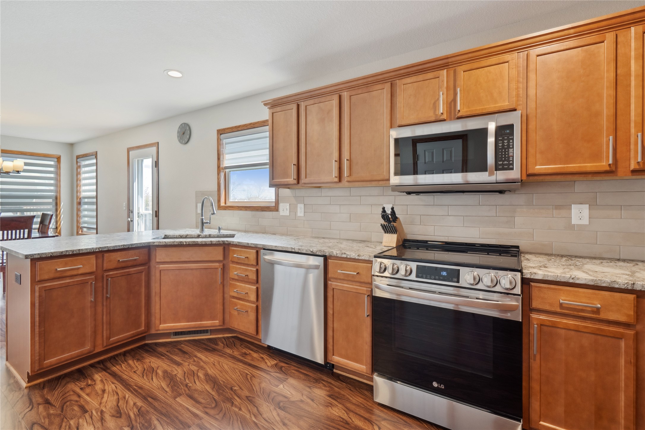 1409 93rd Street, West Des Moines, Iowa image 9