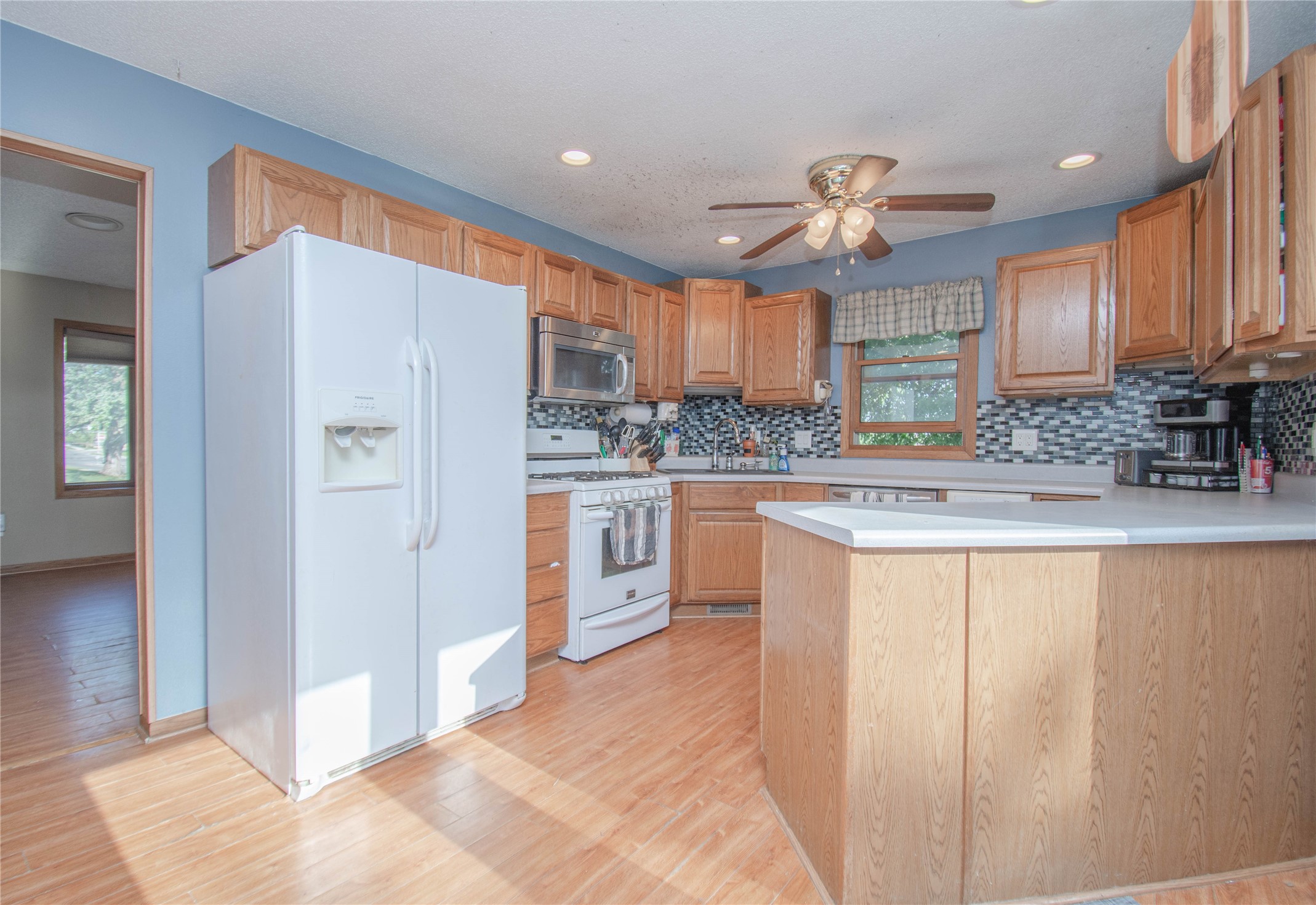 805 Linden Drive, Norwalk, Iowa image 9