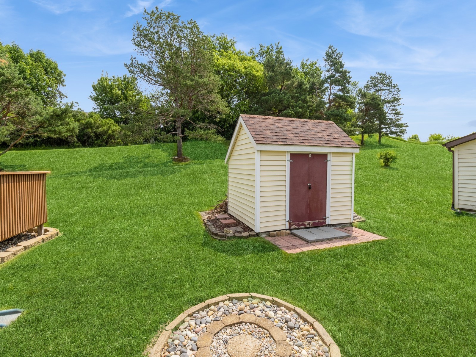 1506 W 17th Street, Newton, Iowa image 35