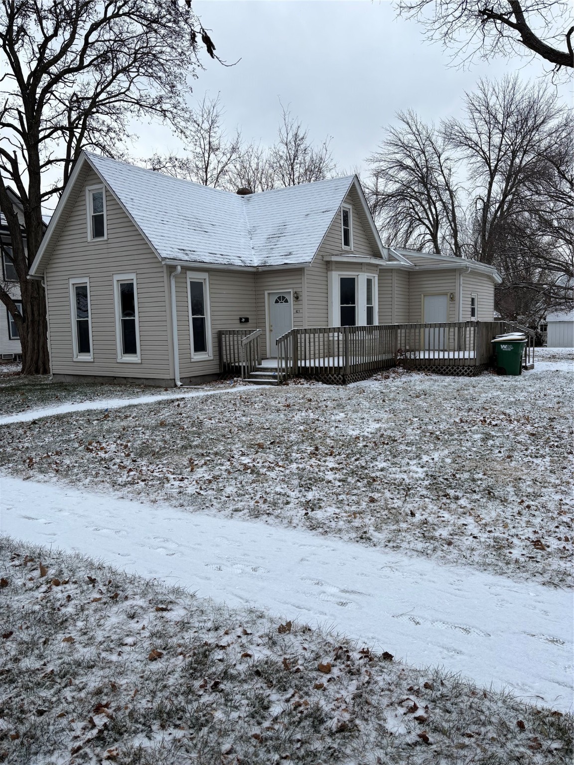 621 E Court Avenue, Winterset, Iowa image 1