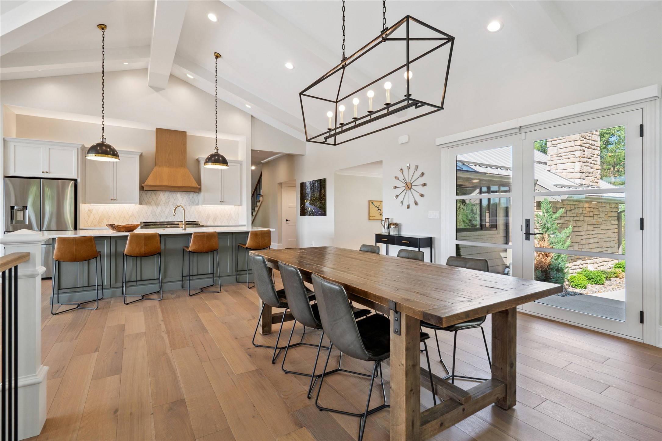 4387 Panorama Drive