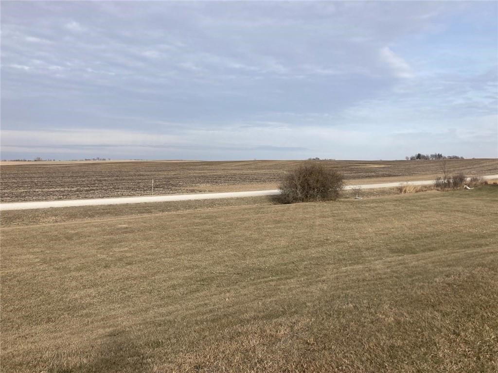 107 Lake Shore Drive, Dallas Center, Iowa image 1