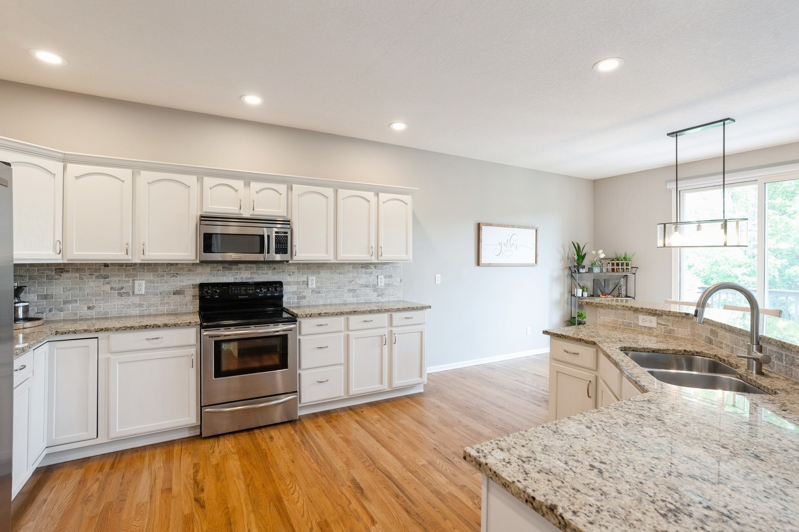 1625 S 50th Place, West Des Moines, Iowa image 12