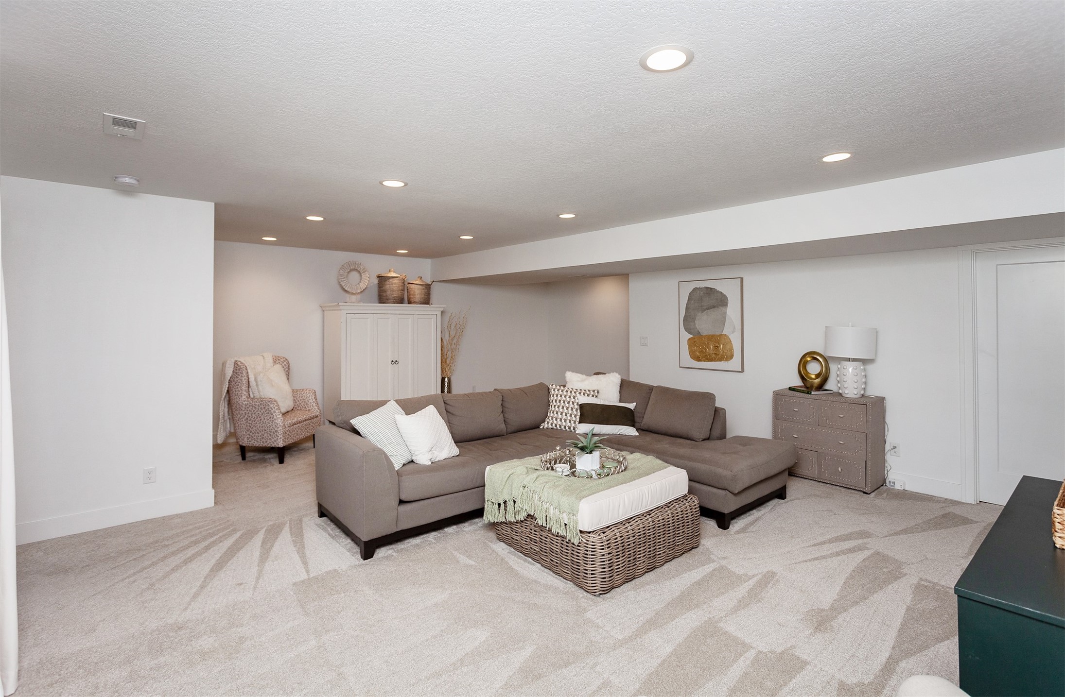 387 S 91st Street, West Des Moines, Iowa image 21