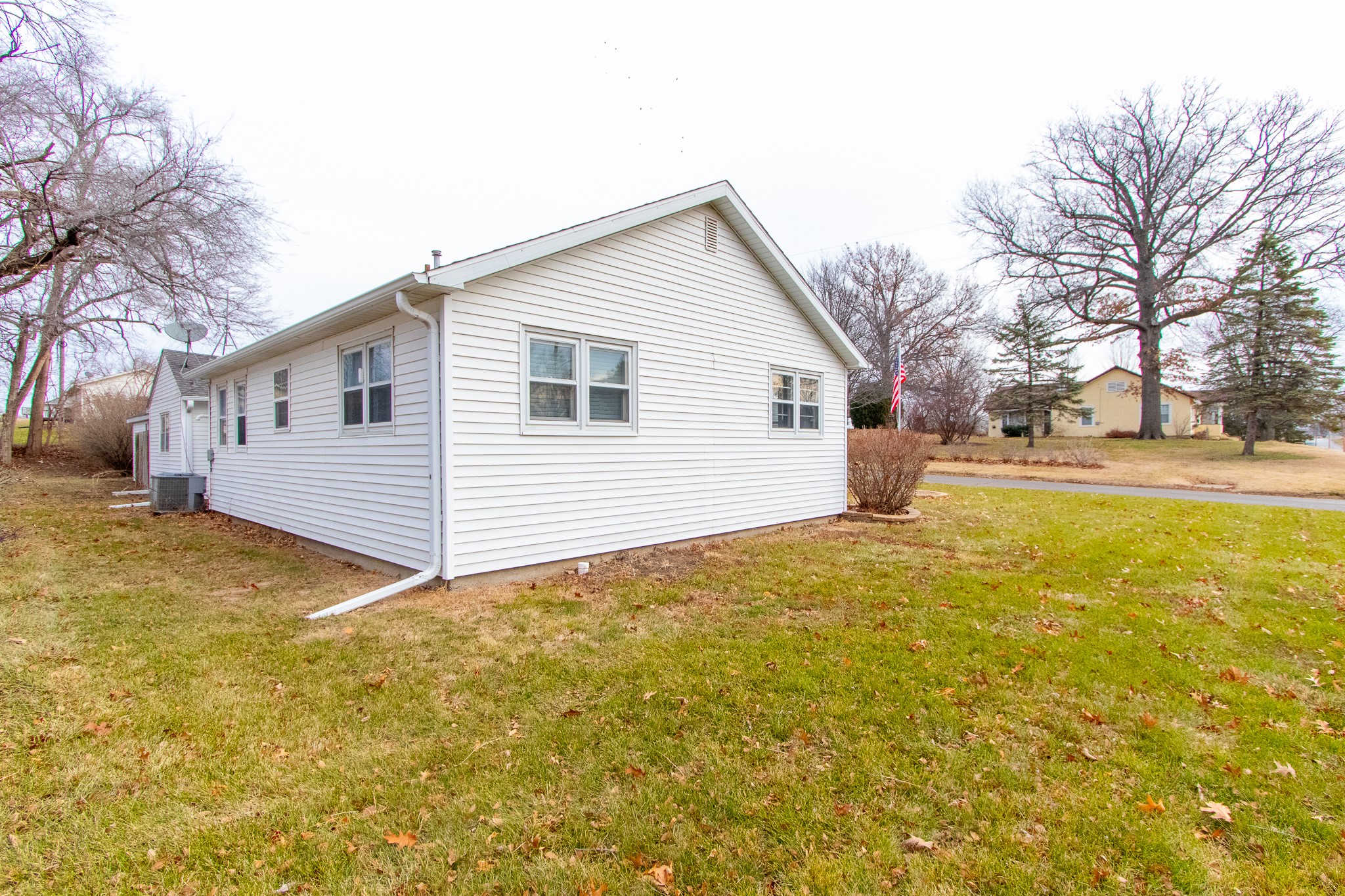 203 N 16th Street, Chariton, Iowa image 22