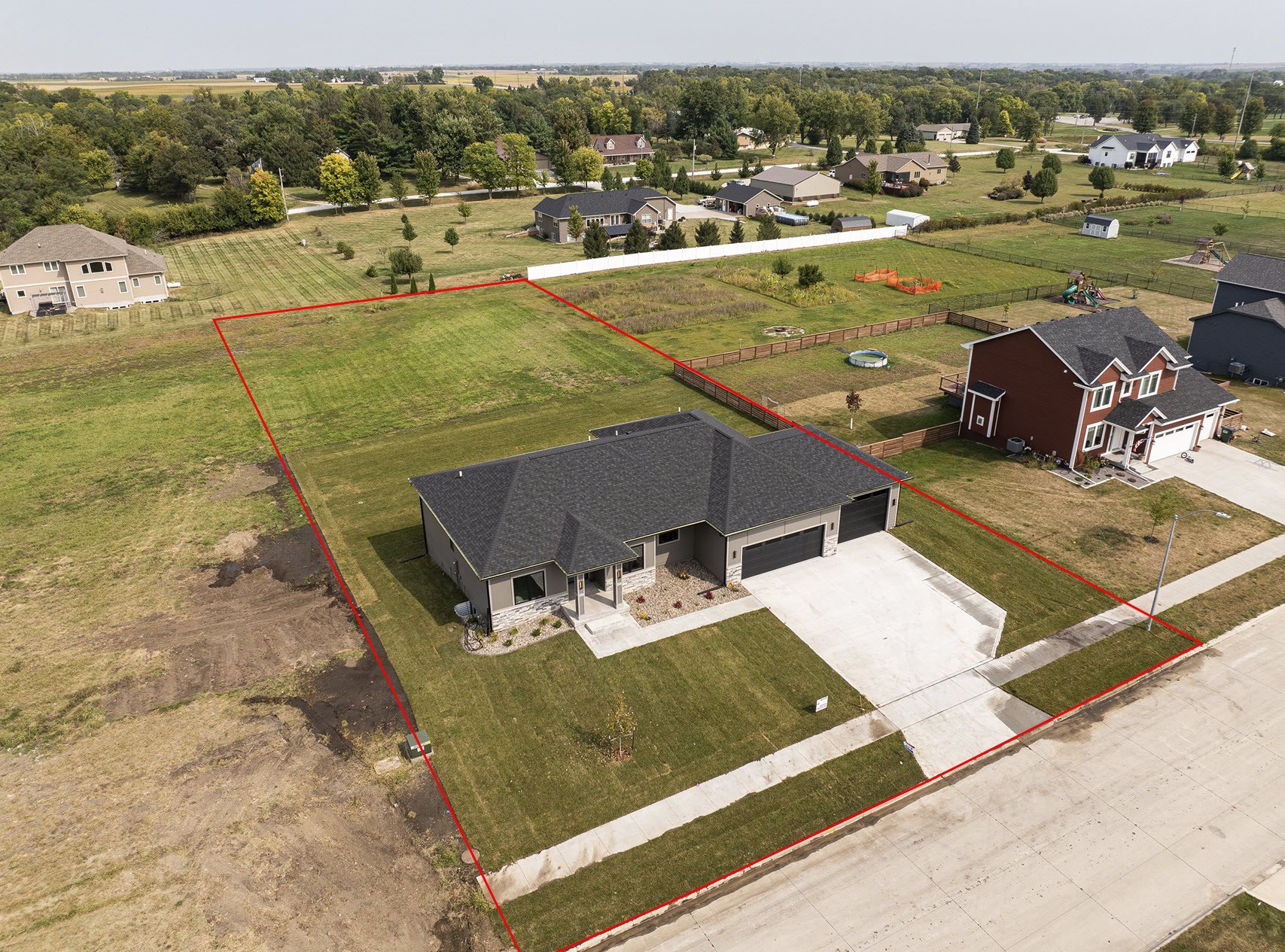 522 Walnut Drive, Huxley, Iowa image 3