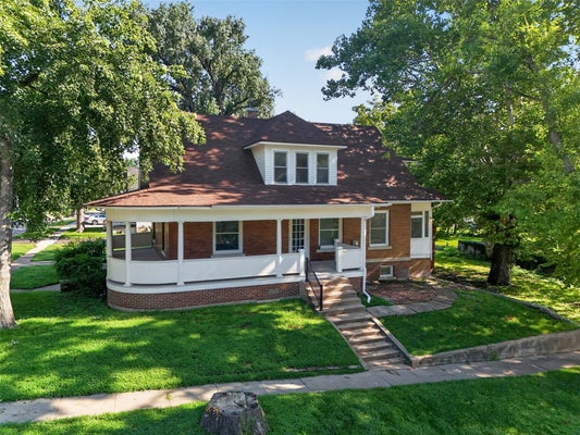 305 N 1ST ST, CARLISLE, IA 50047 - Image 113a7f5ccf66689fed596dab40a1137e/2852986256