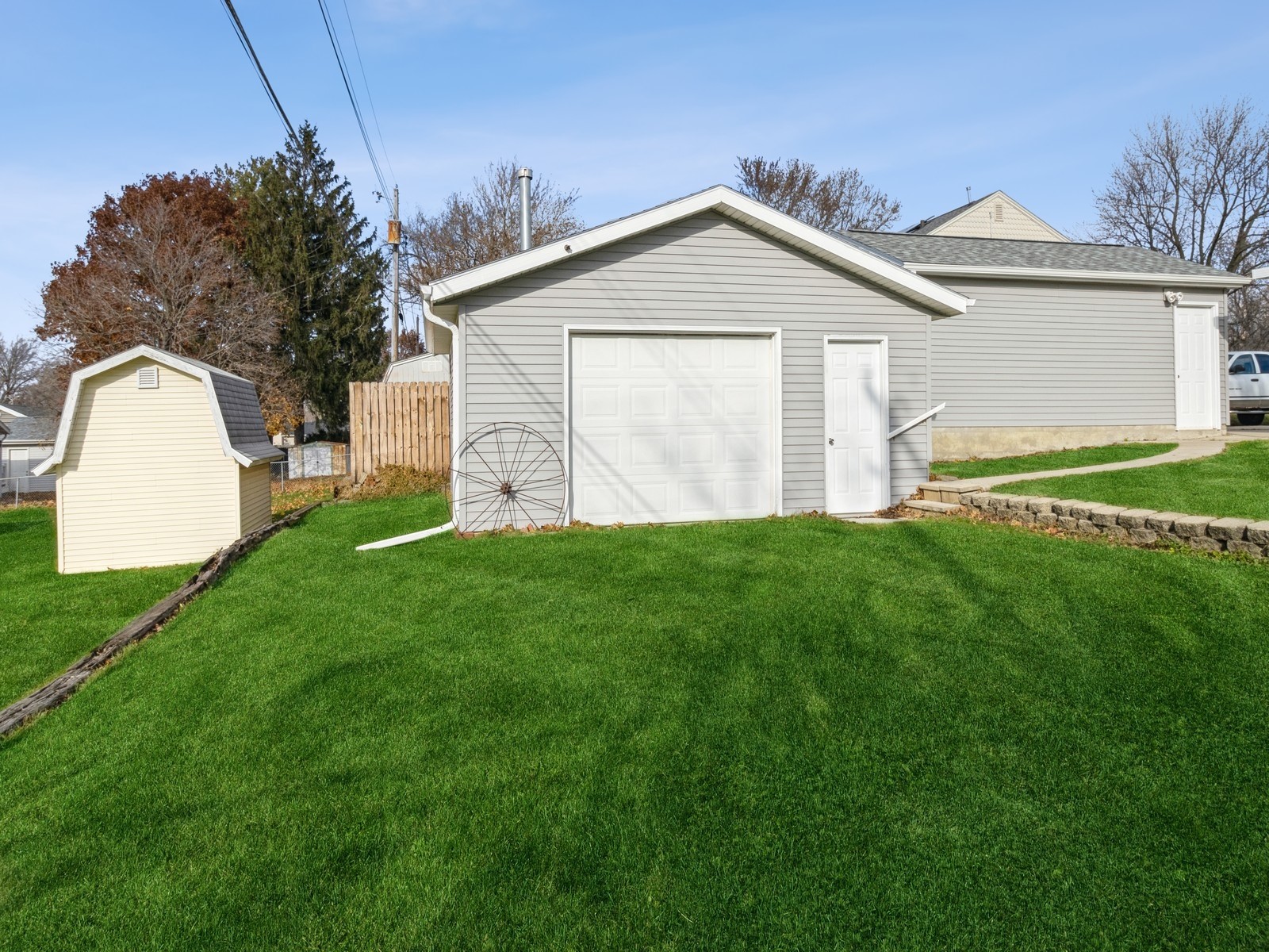 407 E 20th Street, Newton, Iowa image 31