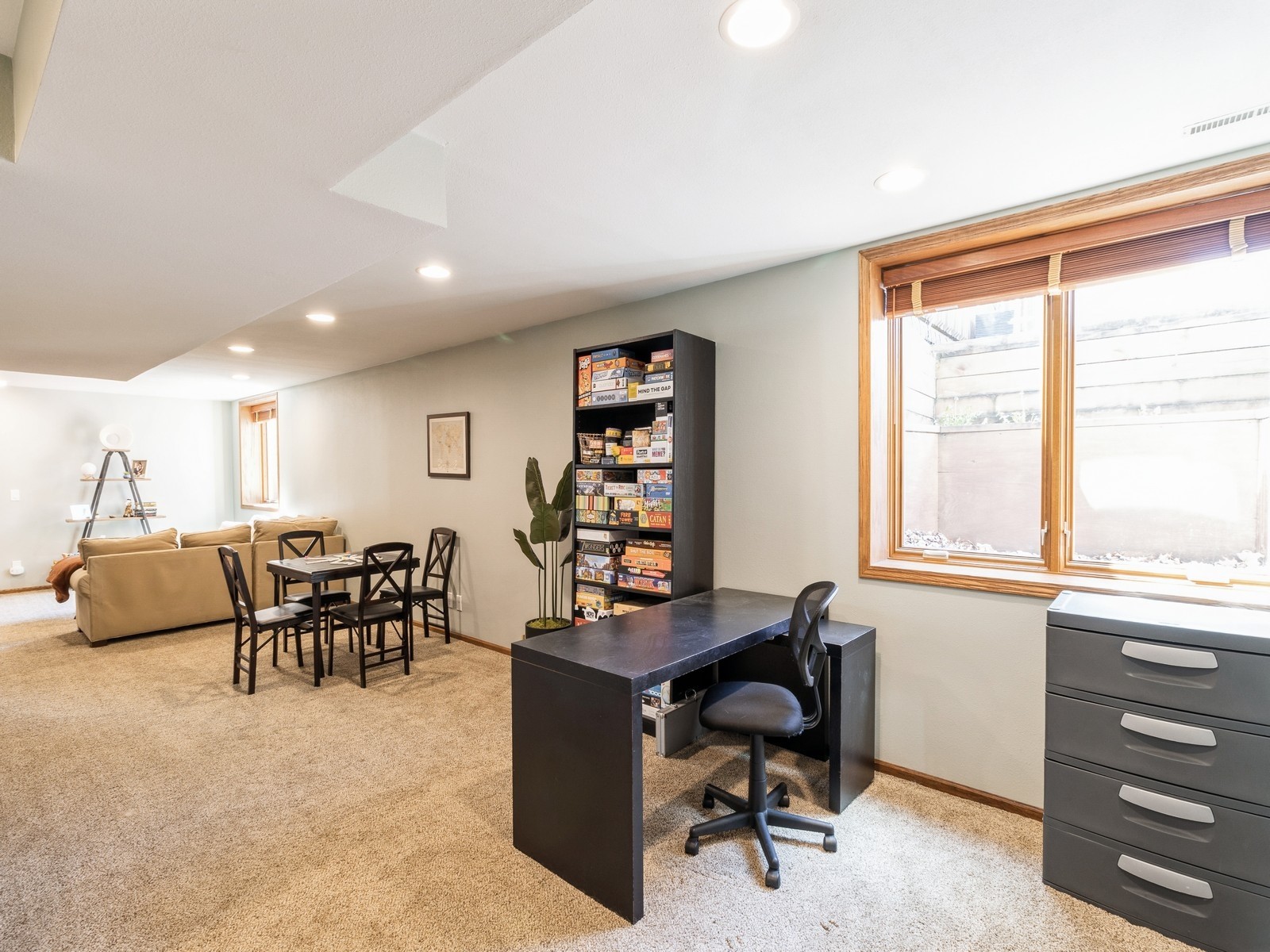 519 Poe Circle, Ames, Iowa image 15