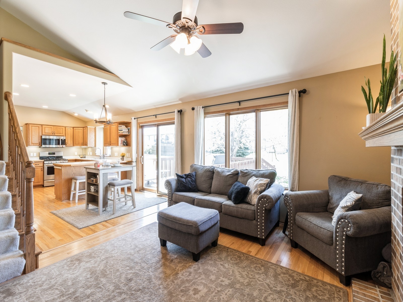519 Poe Circle, Ames, Iowa image 9