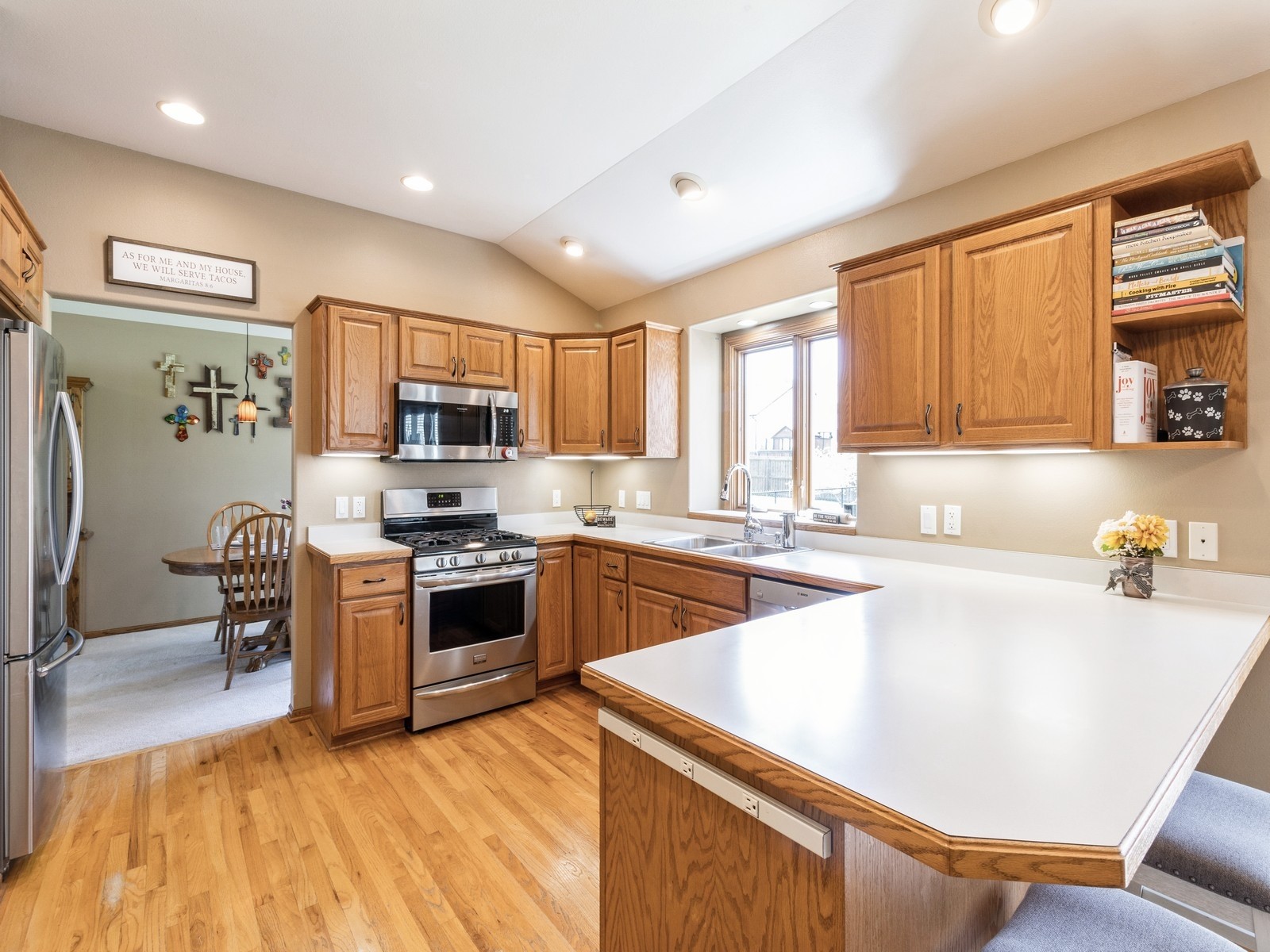 519 Poe Circle, Ames, Iowa image 6