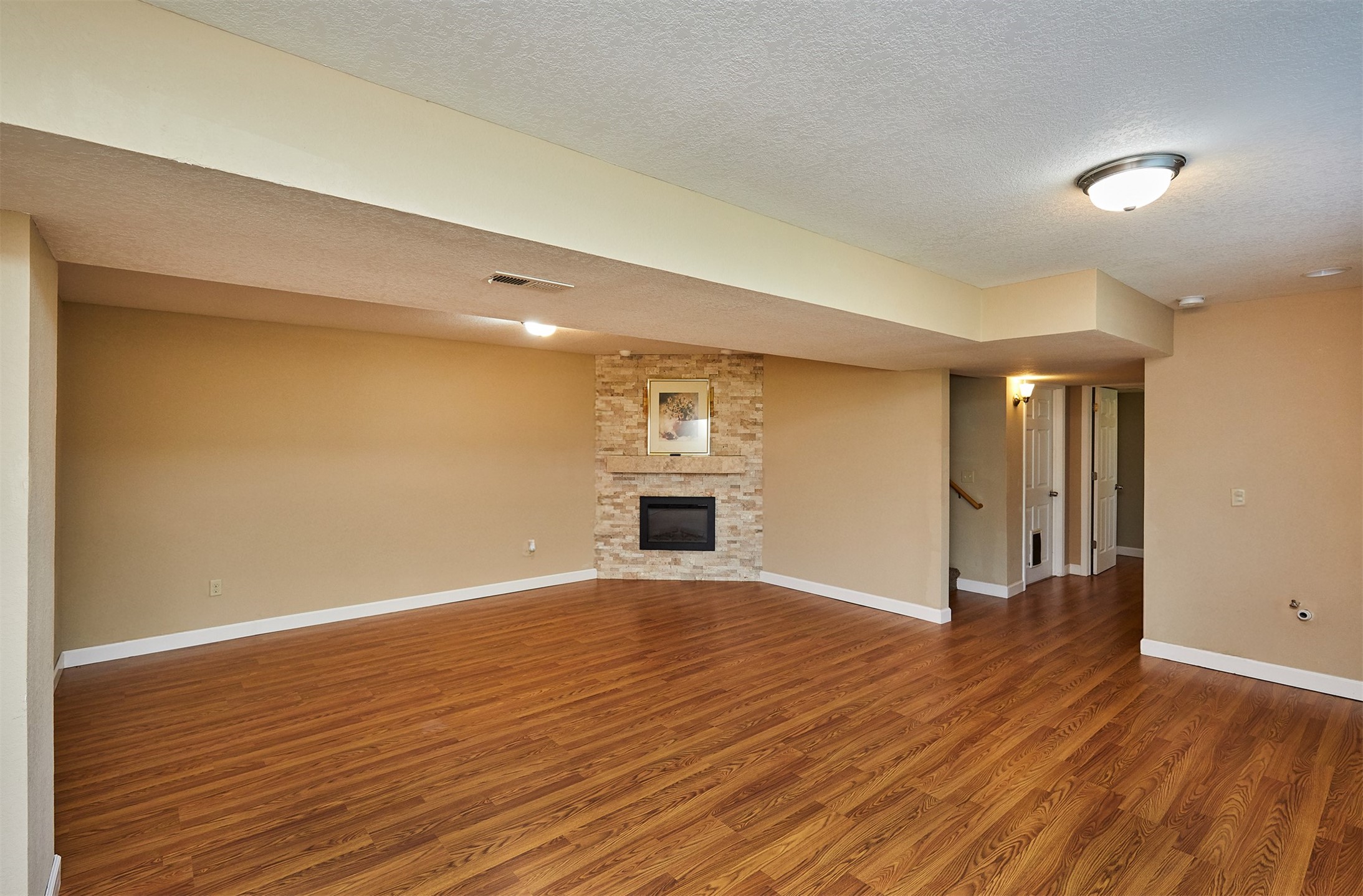 6106 Pinewood Court, Johnston, Iowa image 22