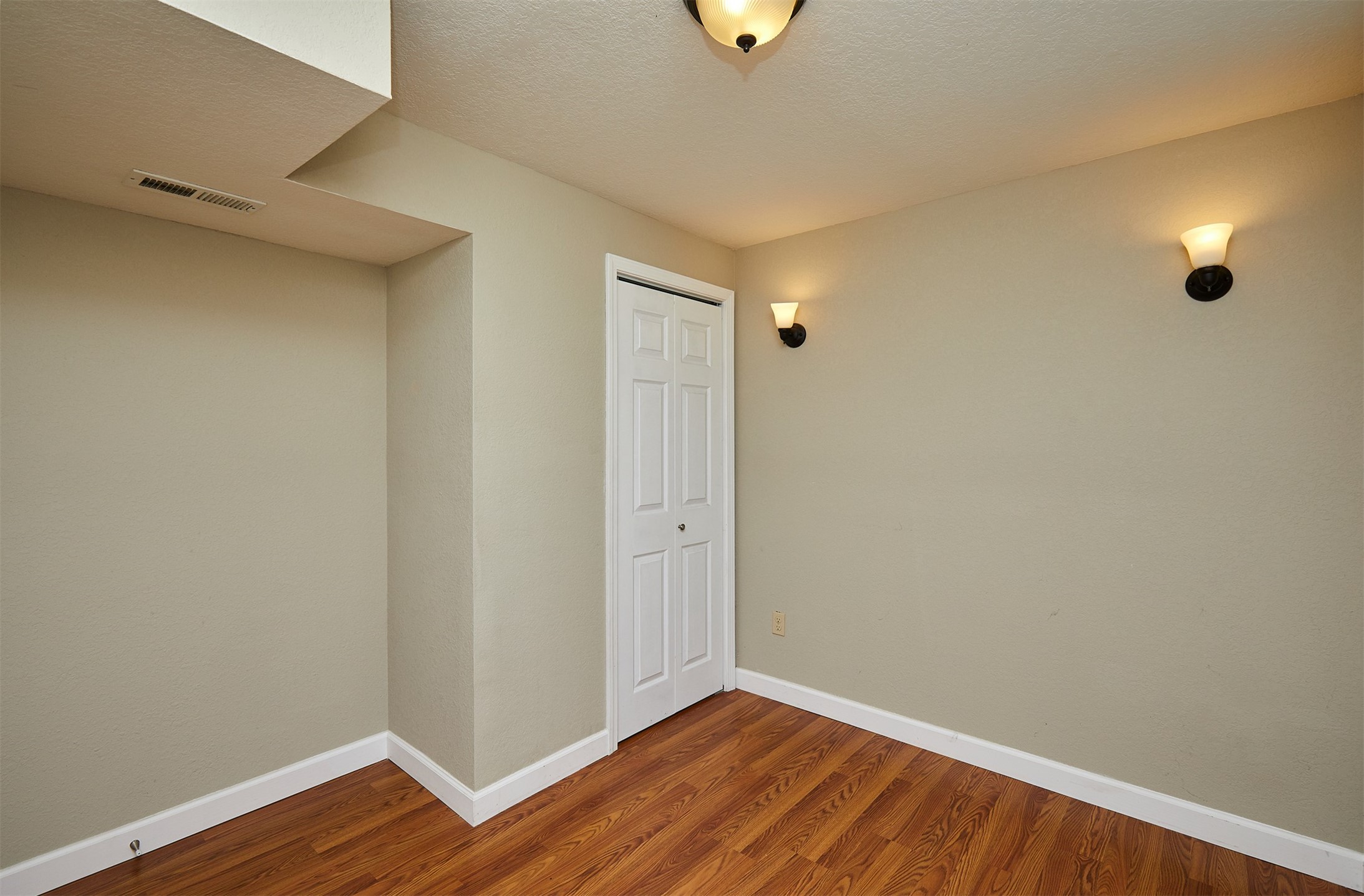 6106 Pinewood Court, Johnston, Iowa image 25