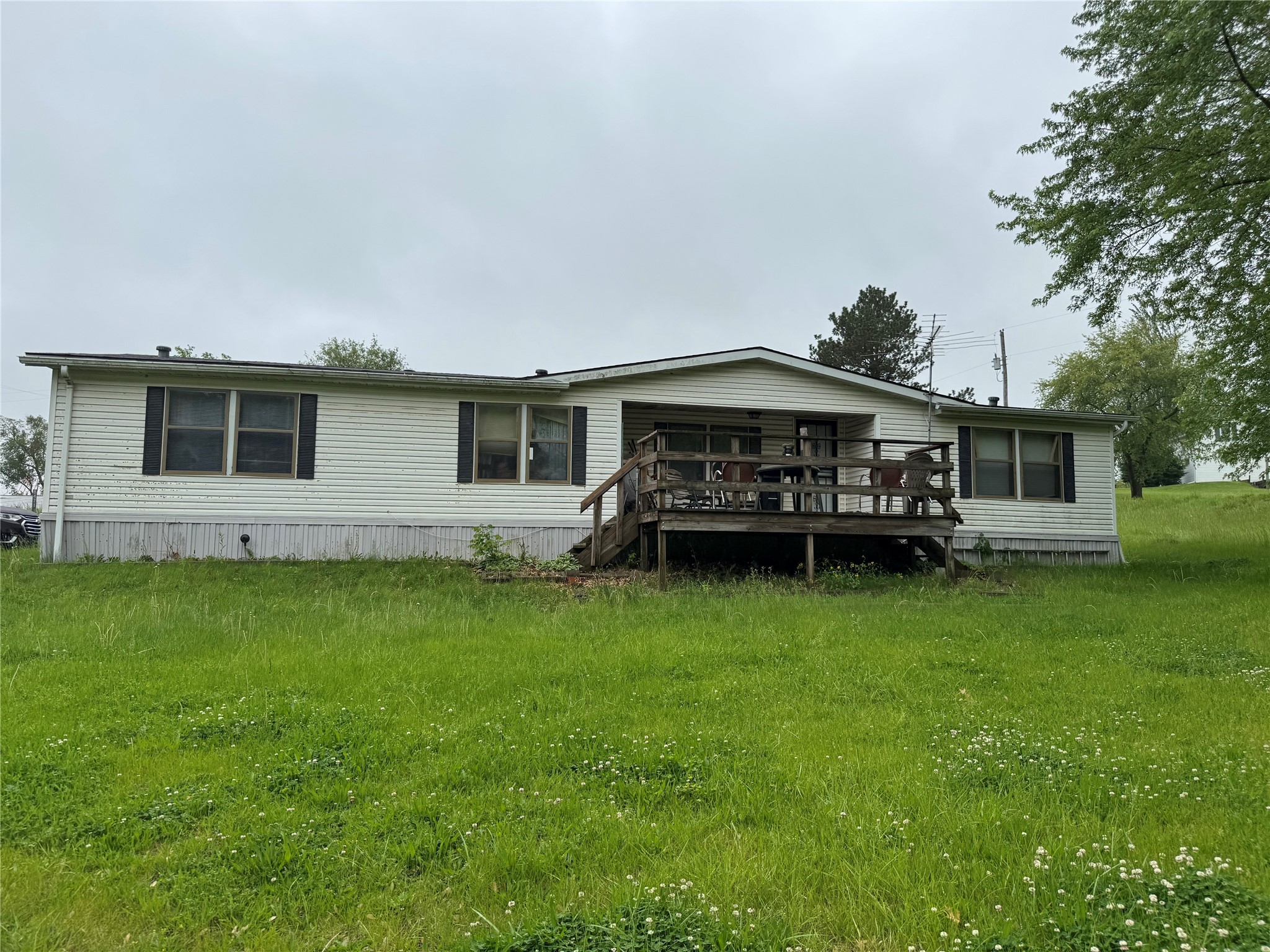 8471 Lakeshore Drive, Dexter, Iowa image 1