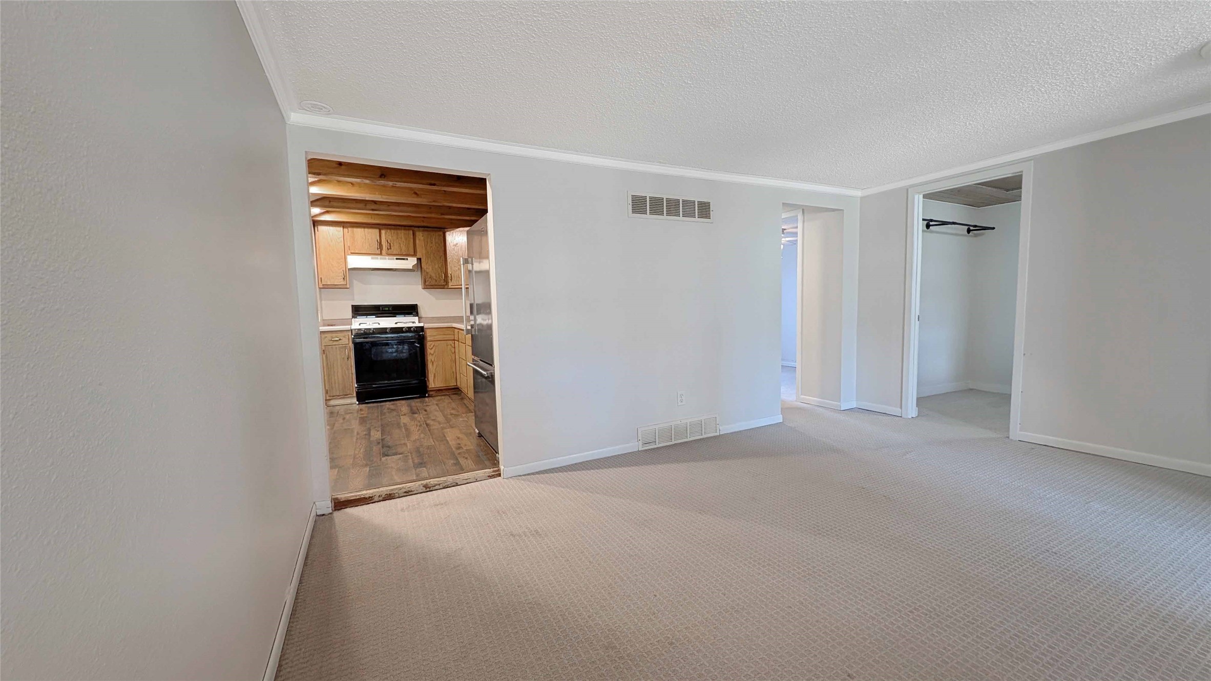 1219 E Emma Avenue, Des Moines, Iowa image 7