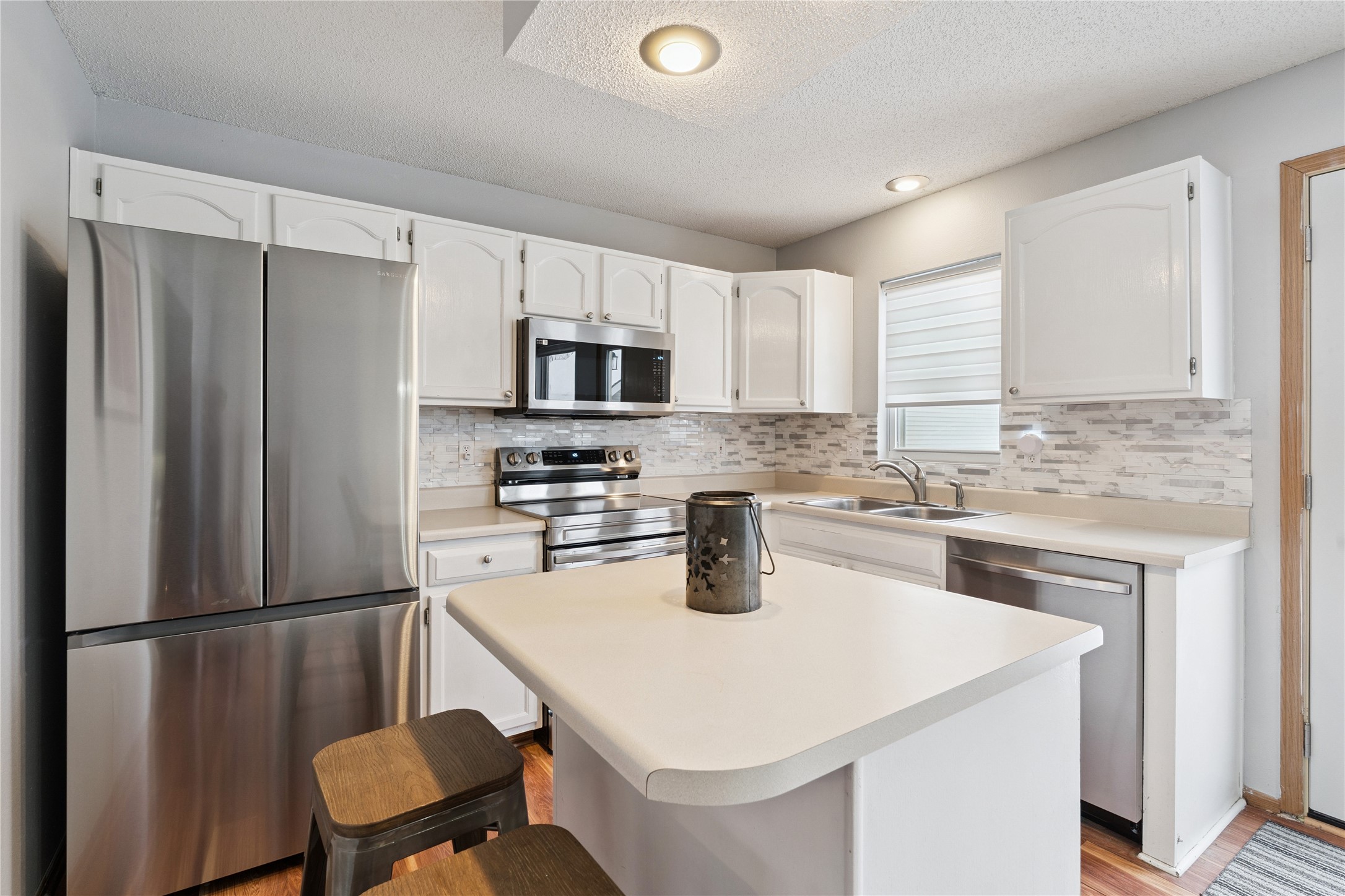 356 NW Georgetown Boulevard