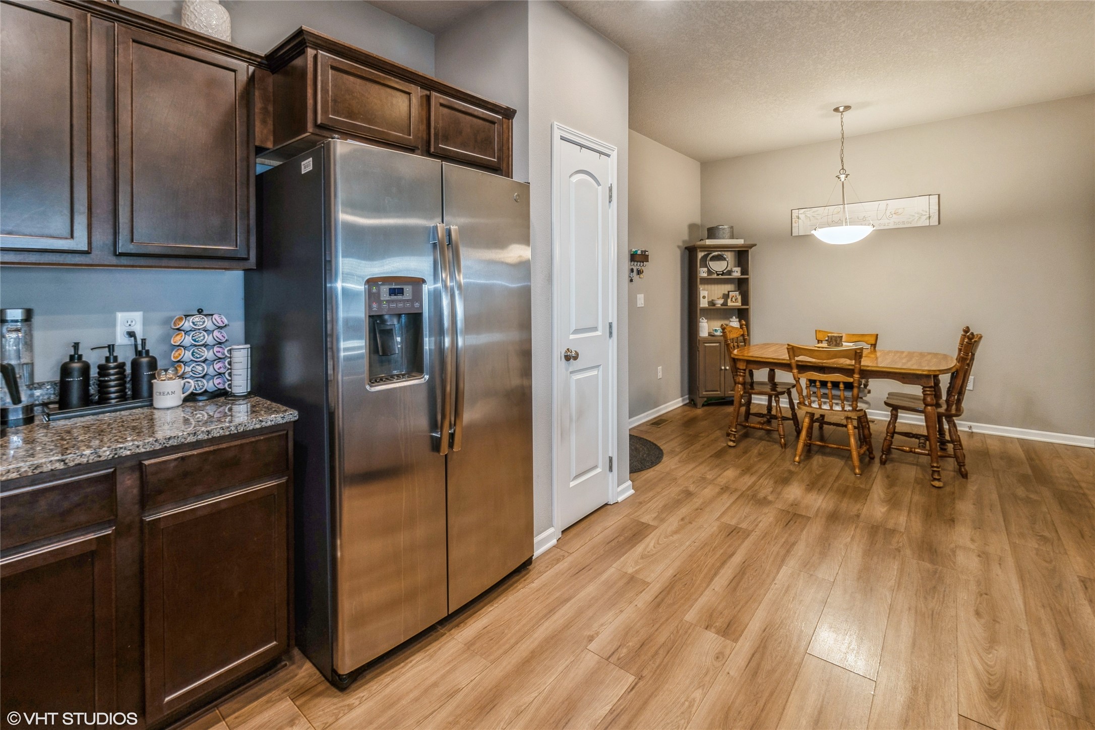 633 Canterbury Place, Norwalk, Iowa image 3