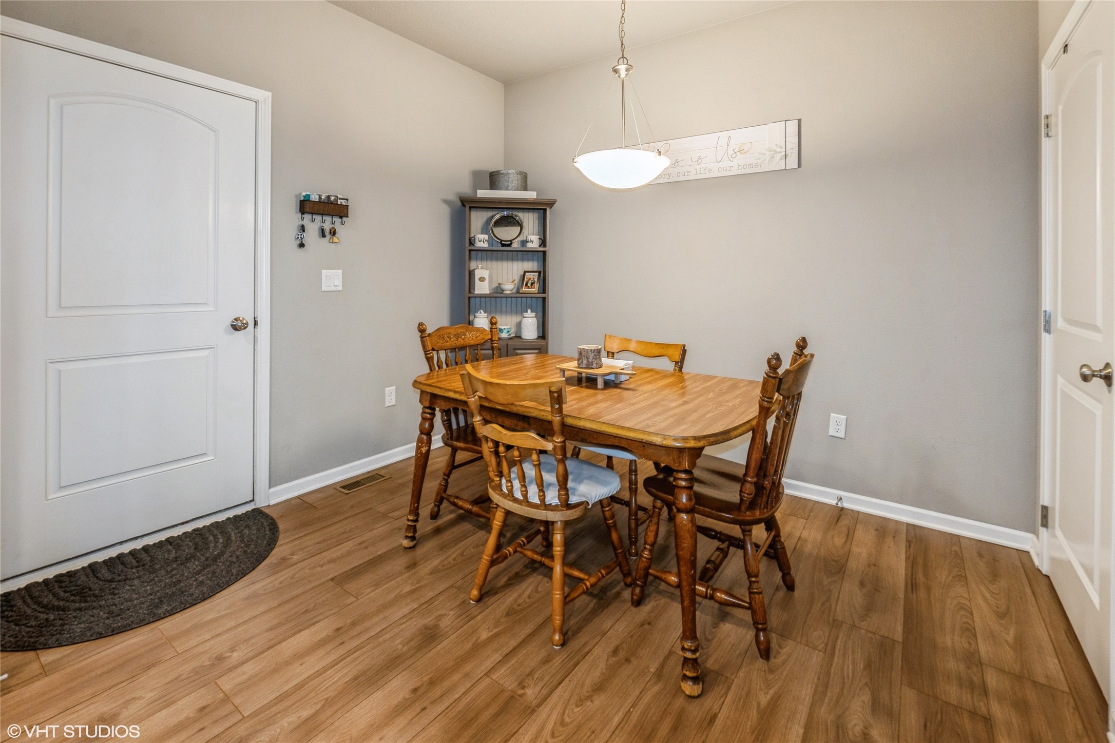 633 Canterbury Place, Norwalk, Iowa image 5