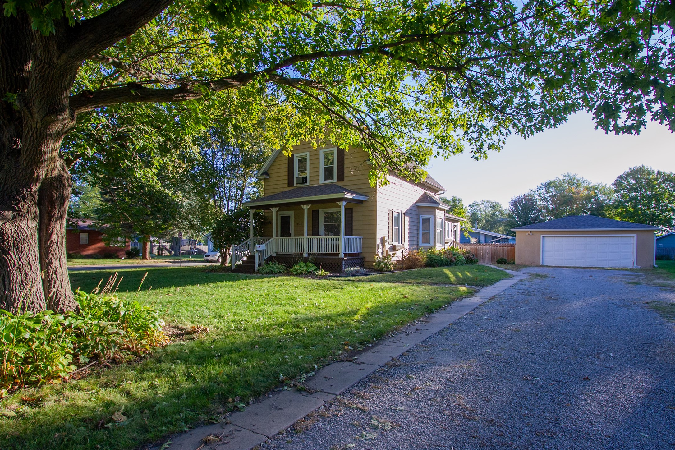 1318 Main Street, Pella, Iowa image 26