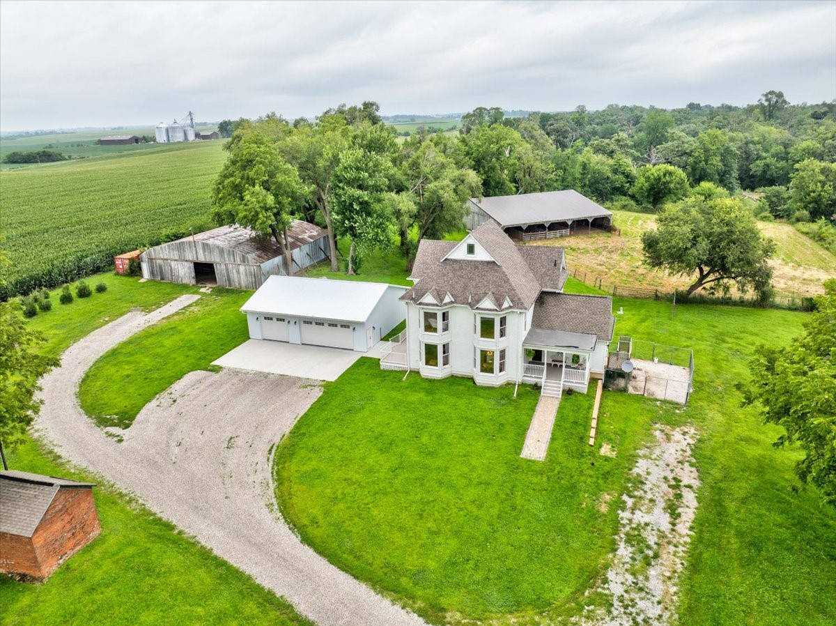 4842 Highway F48 Highway W