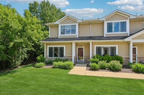 Condo For Sale - 1224 NE 8th Lane<br/> Ankeny, IA 50021