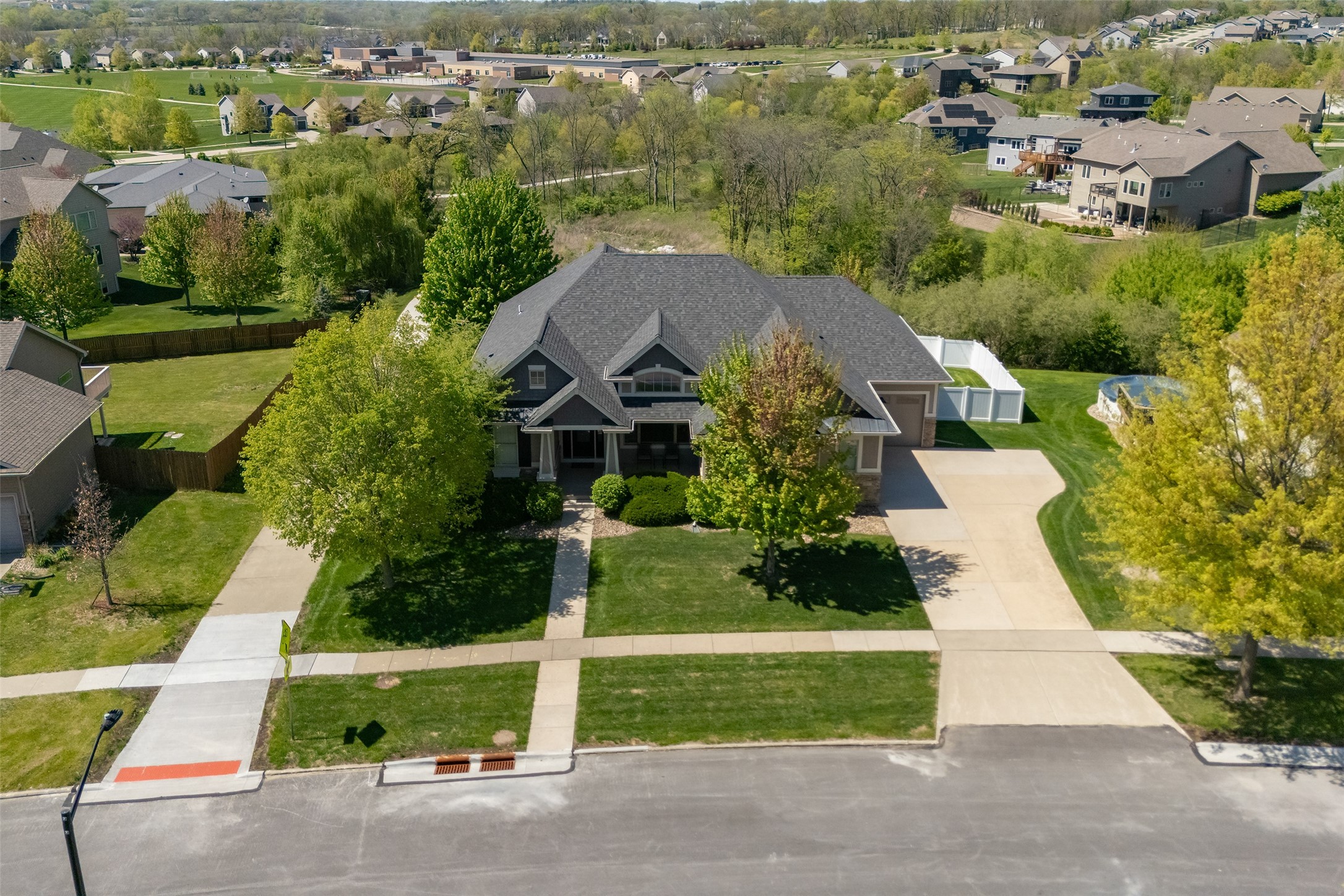 9257 Sugar Creek Drive, West Des Moines, Iowa image 35