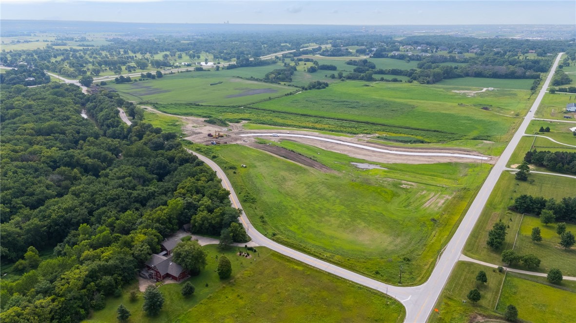 LOT 7 NW Meadow Springs Drive, Johnston, Iowa image 5