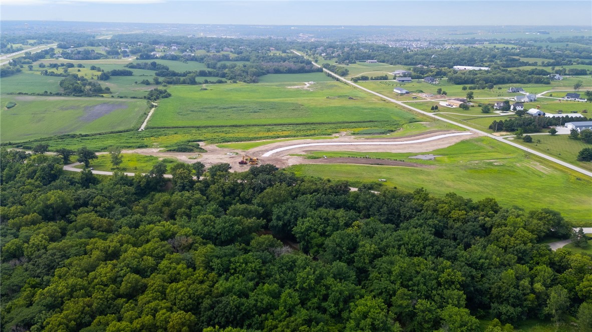 LOT 7 NW Meadow Springs Drive, Johnston, Iowa image 4