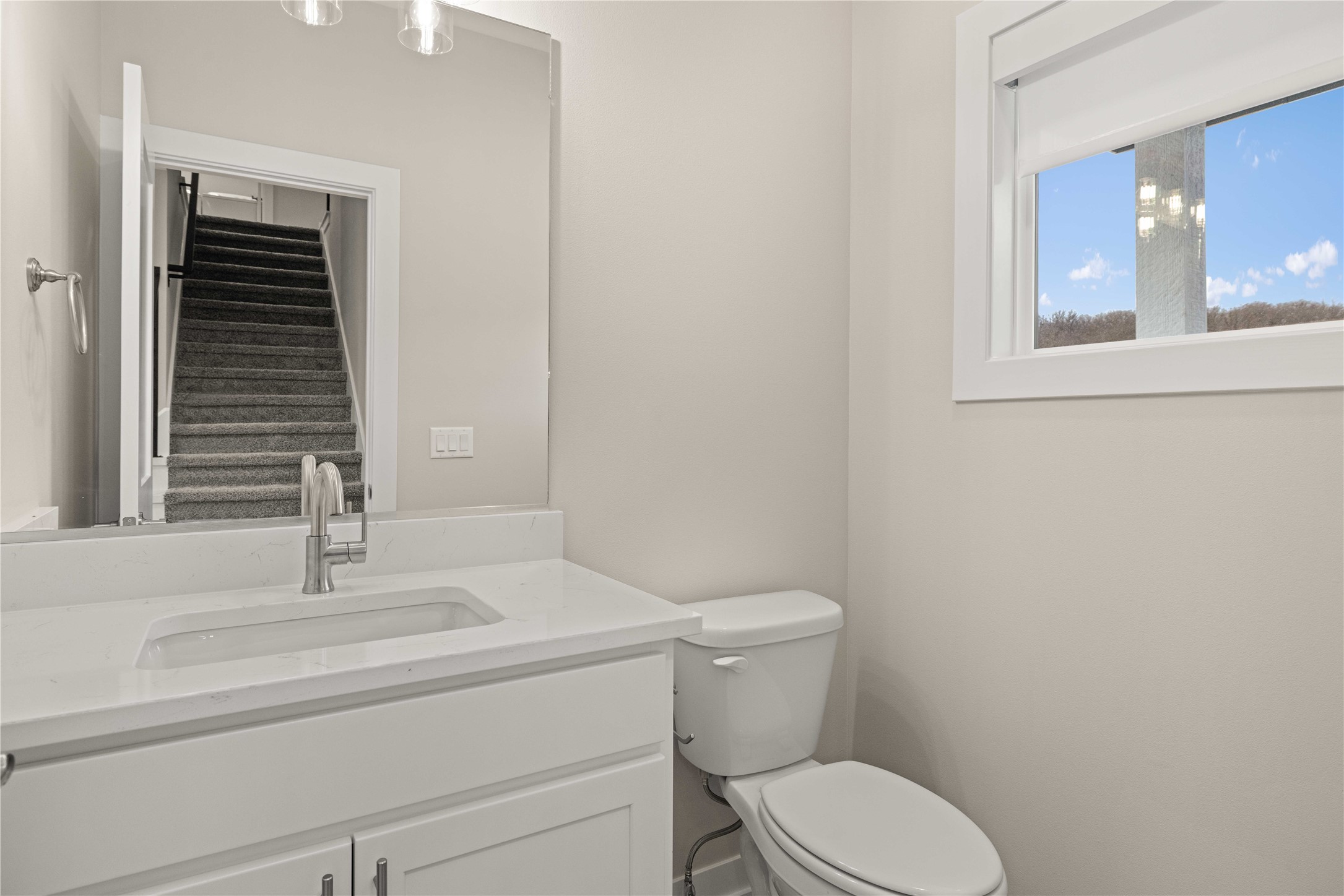 1572 S Kings Grove Avenue, West Des Moines, Iowa image 12
