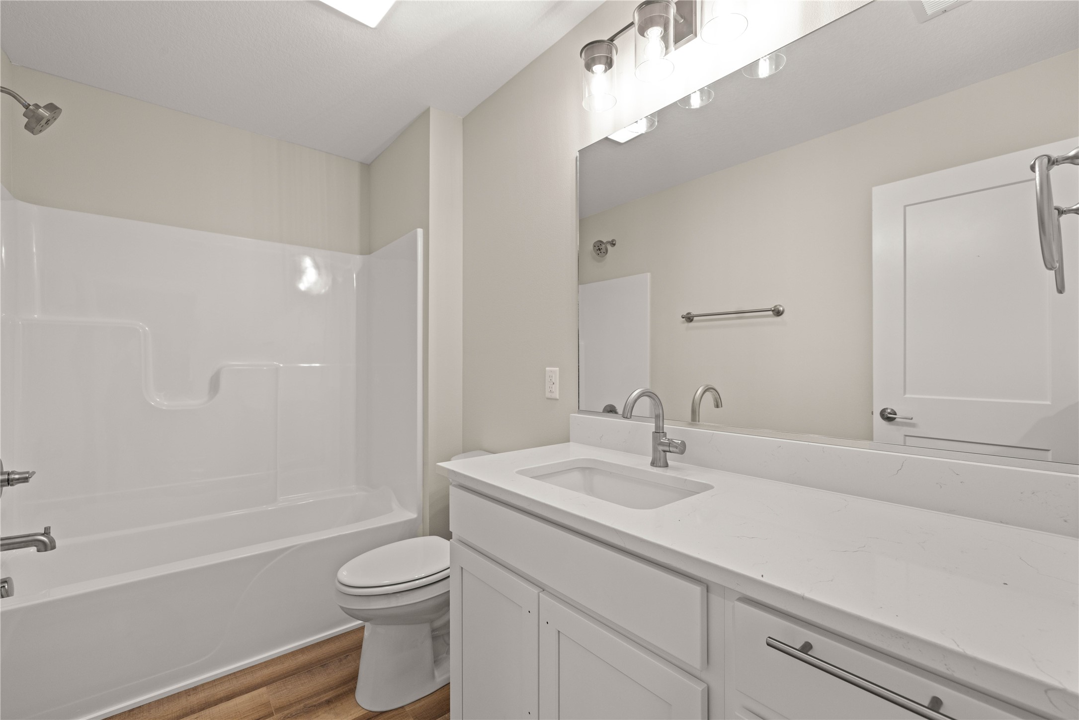 1572 S Kings Grove Avenue, West Des Moines, Iowa image 19