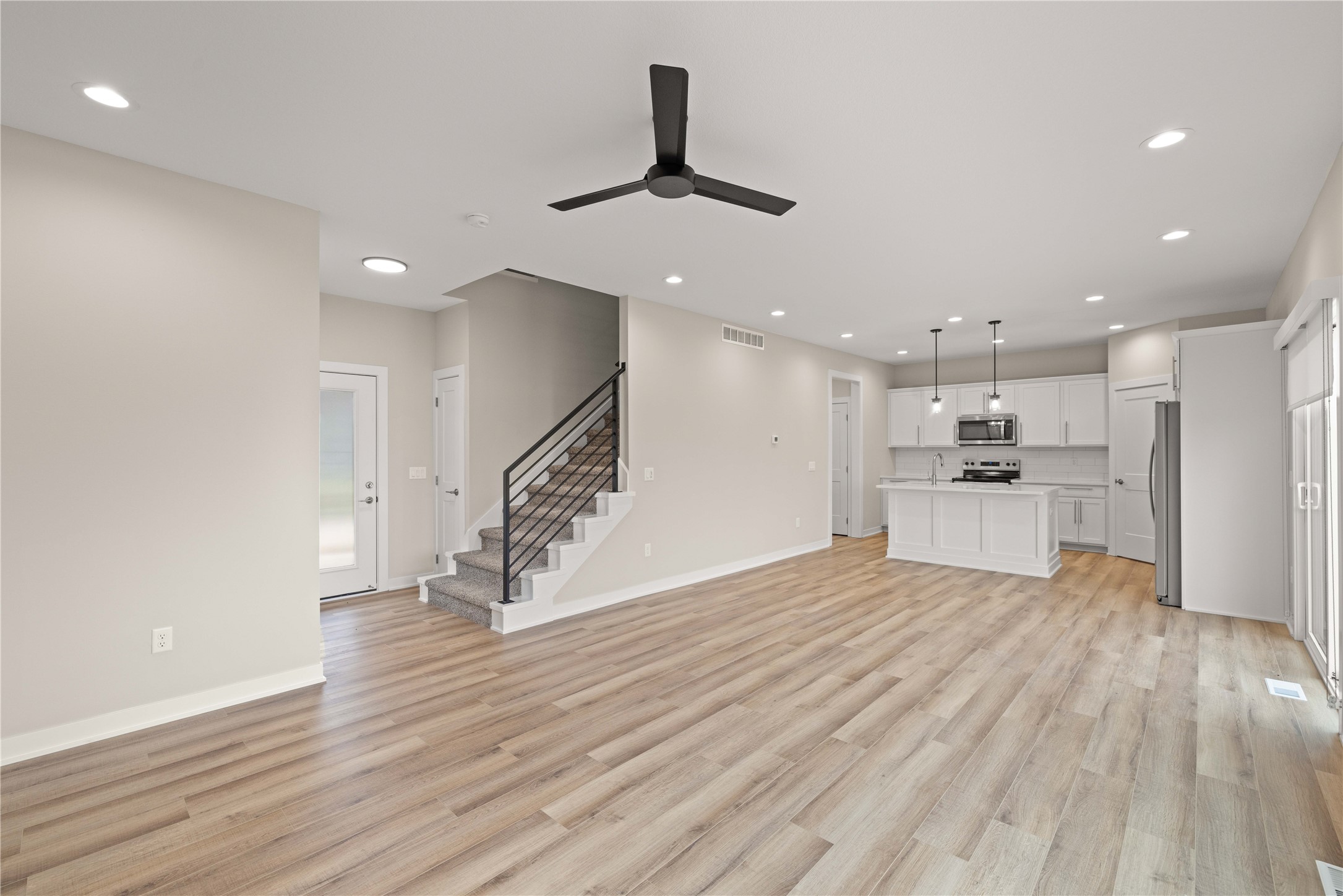 1572 S Kings Grove Avenue, West Des Moines, Iowa image 5