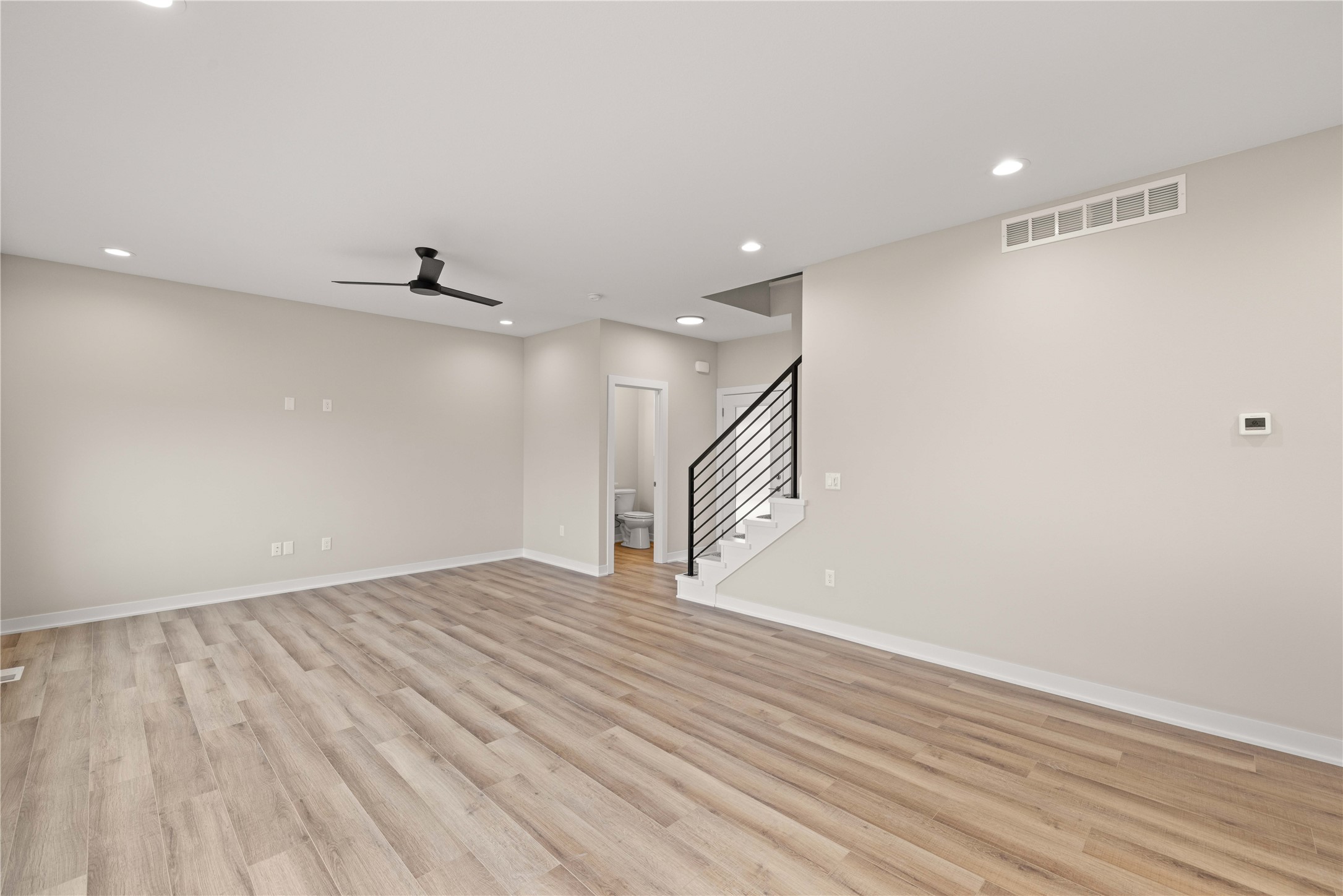 1572 S Kings Grove Avenue, West Des Moines, Iowa image 11