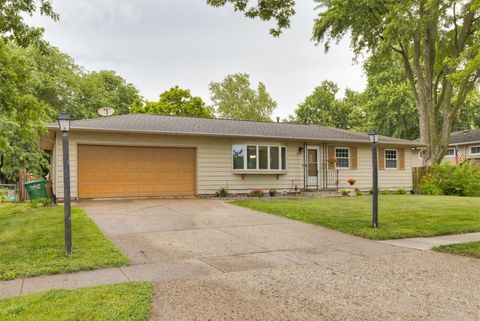 Homes For Sale - 1505 4th Street<br/> Polk County, Altoona, IA 50009
