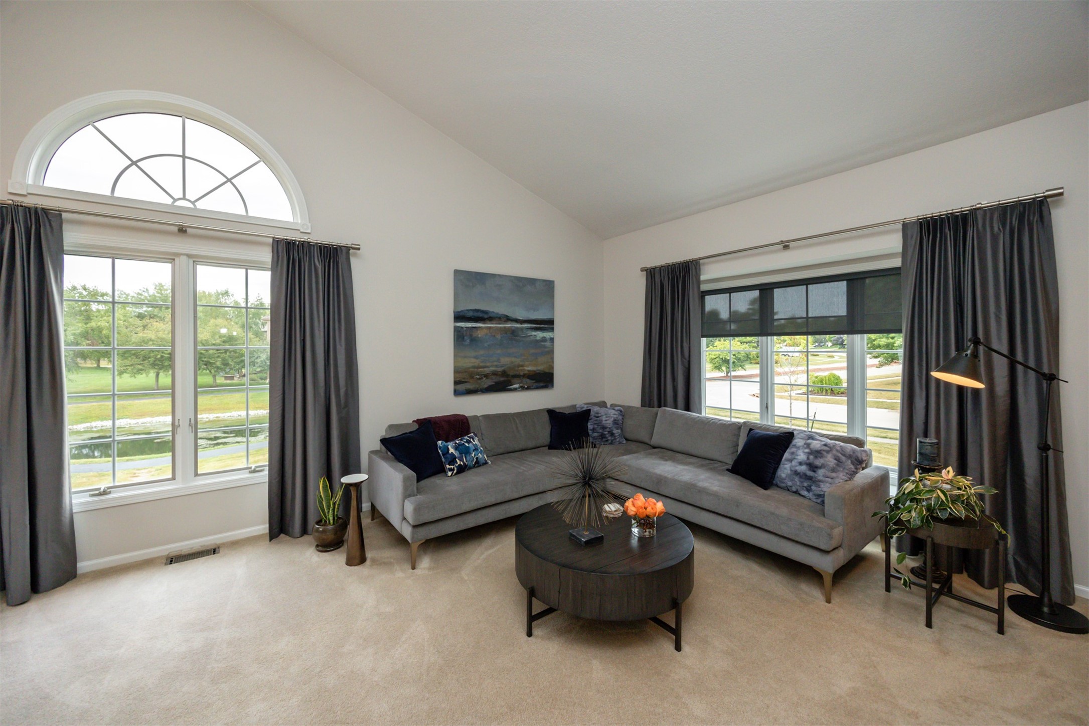 1001 NE Lake View Court