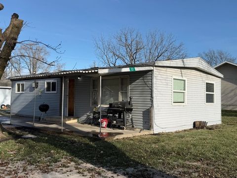 Homes For Sale - 127 W 16th Street<br/> Boone, IA 50036