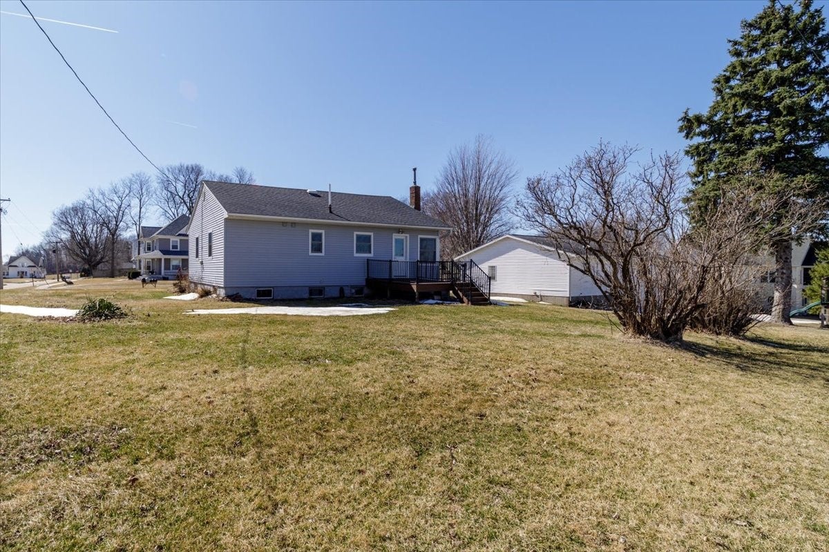 404 W Des Moines Street - Photo 3