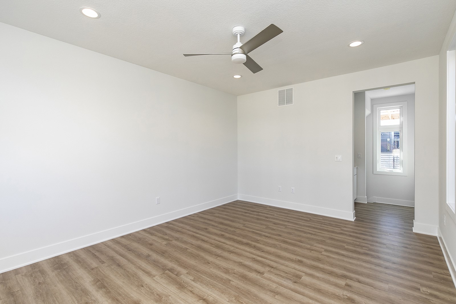 209 Maple Street, Des Moines, Iowa image 30