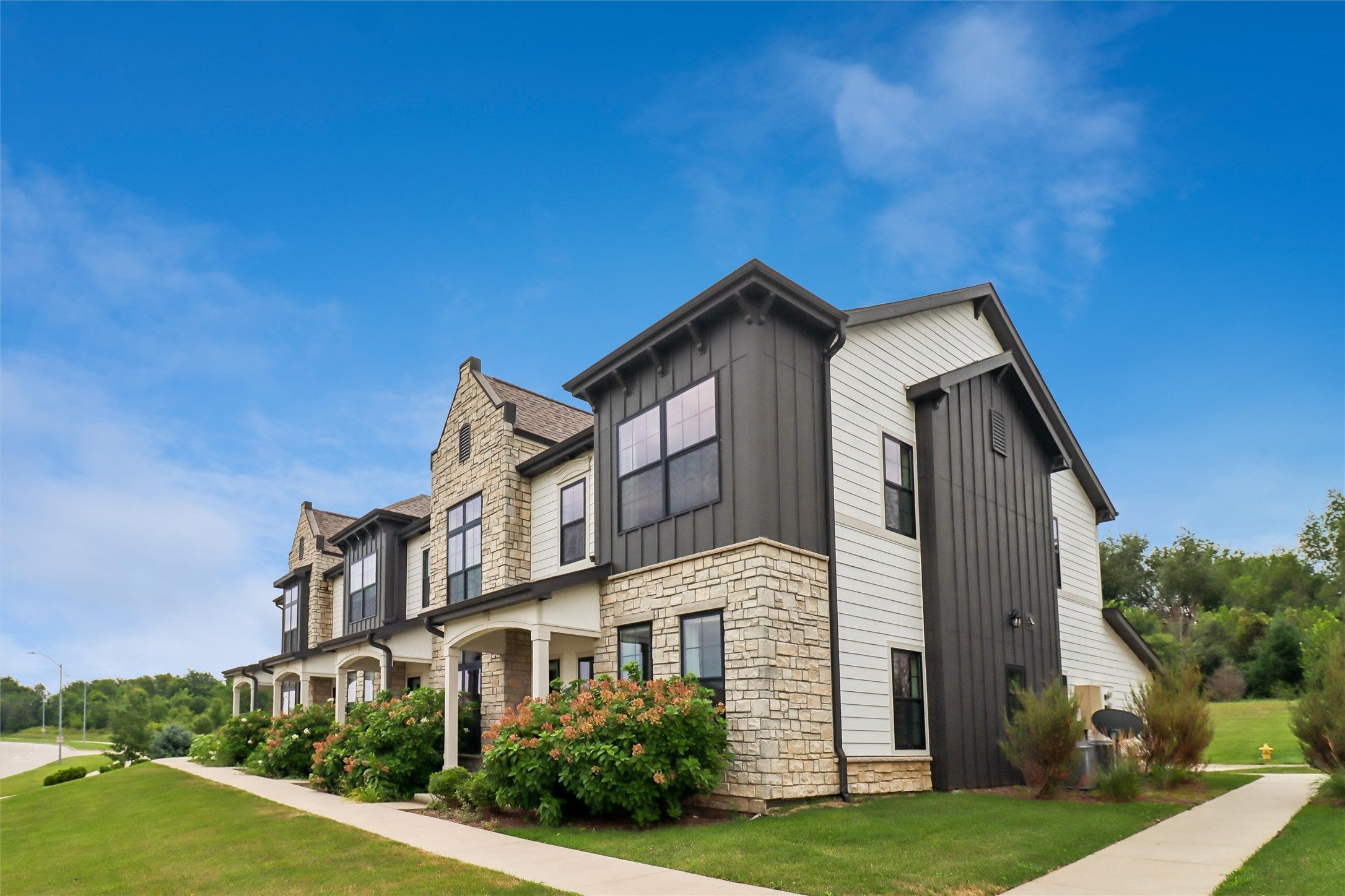 6460 Galleria Drive 1104