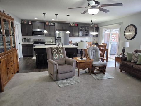 Condo For Sale - 400 S 8th Court #46<br/> Indianola, IA 50125