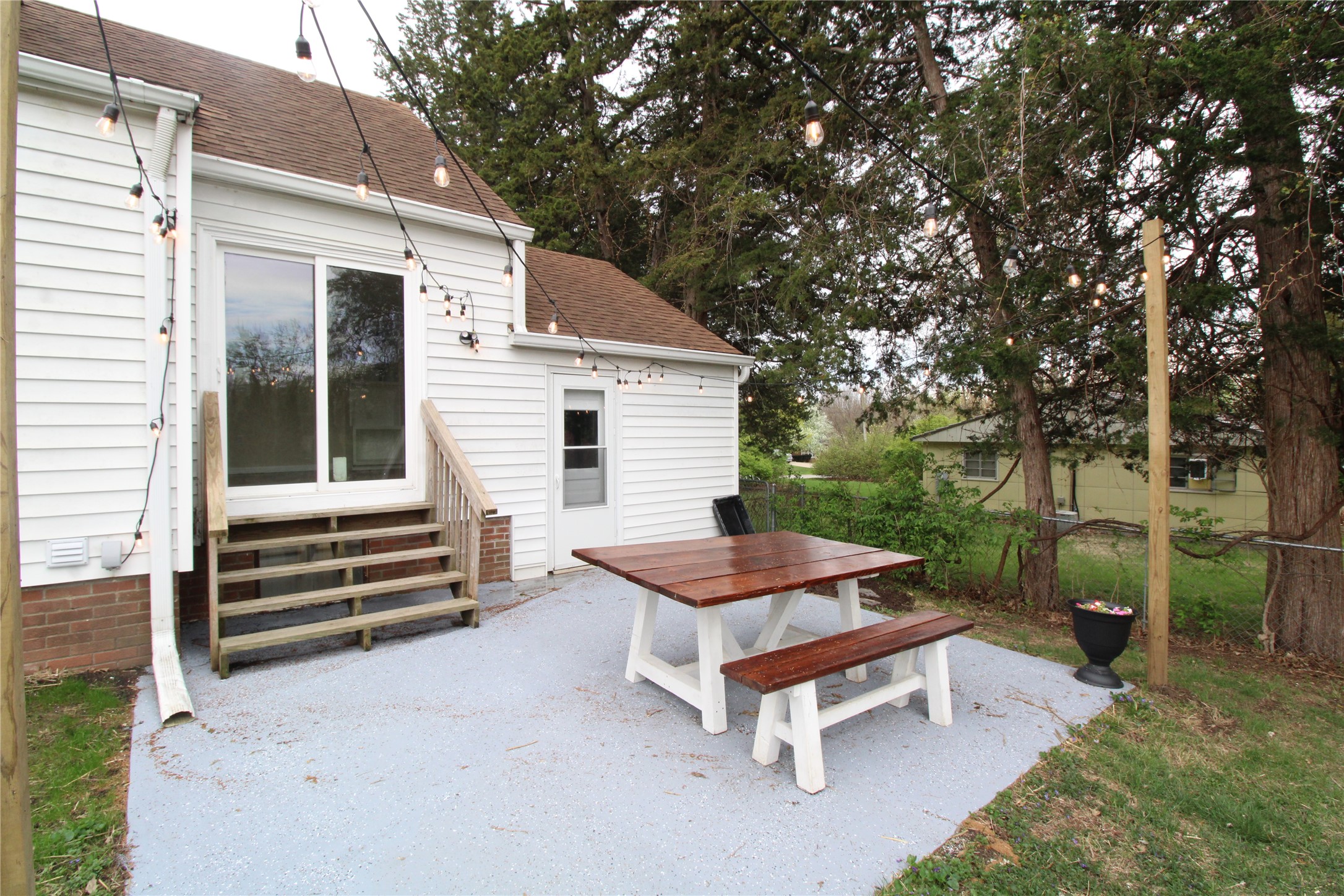 6807 Forest Court, Windsor Heights, Iowa image 27