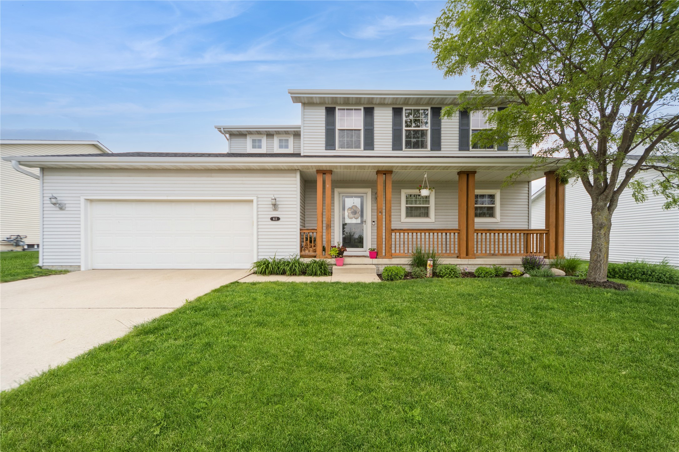 613 SE 18th Street, Grimes, Iowa image 1