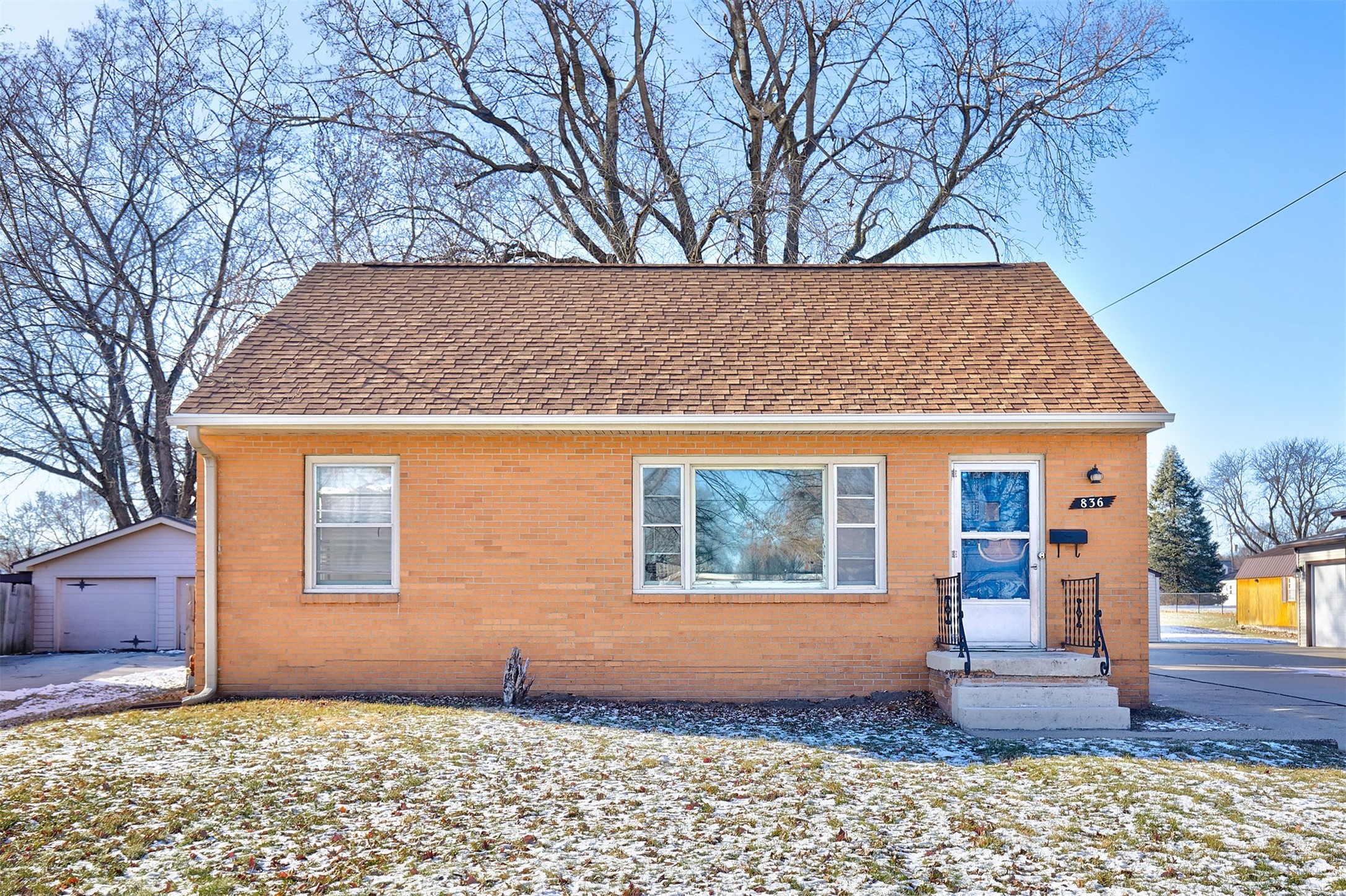 836 12 Street, West Des Moines, Iowa image 1